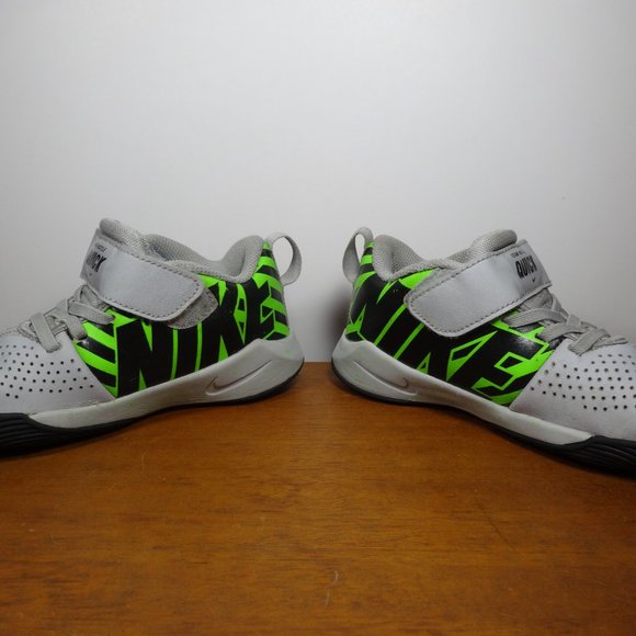 Nike Team Hustle Quick 2 Sport Kids Size 12C - Picture 9 of 10